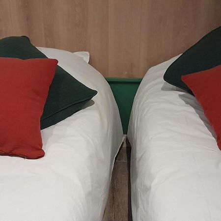 La Pause Sous Le Pin B&B Chambres D'Hotes Capestang Exterior photo