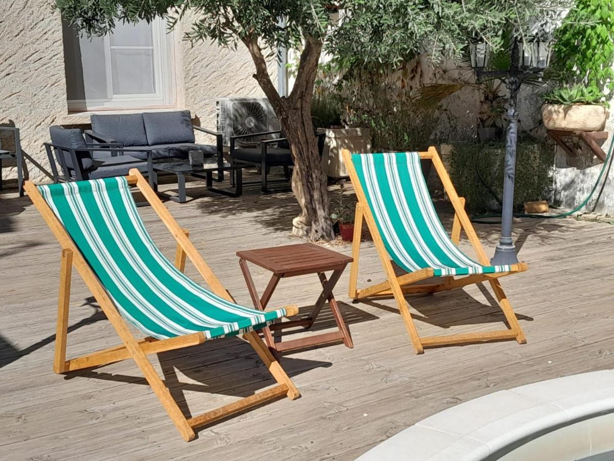 La Pause Sous Le Pin B&B Chambres D'Hotes Capestang Exterior photo