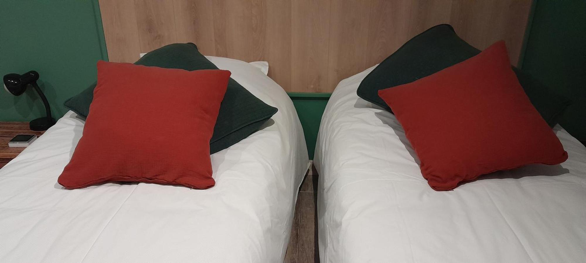 La Pause Sous Le Pin B&B Chambres D'Hotes Capestang Exterior photo
