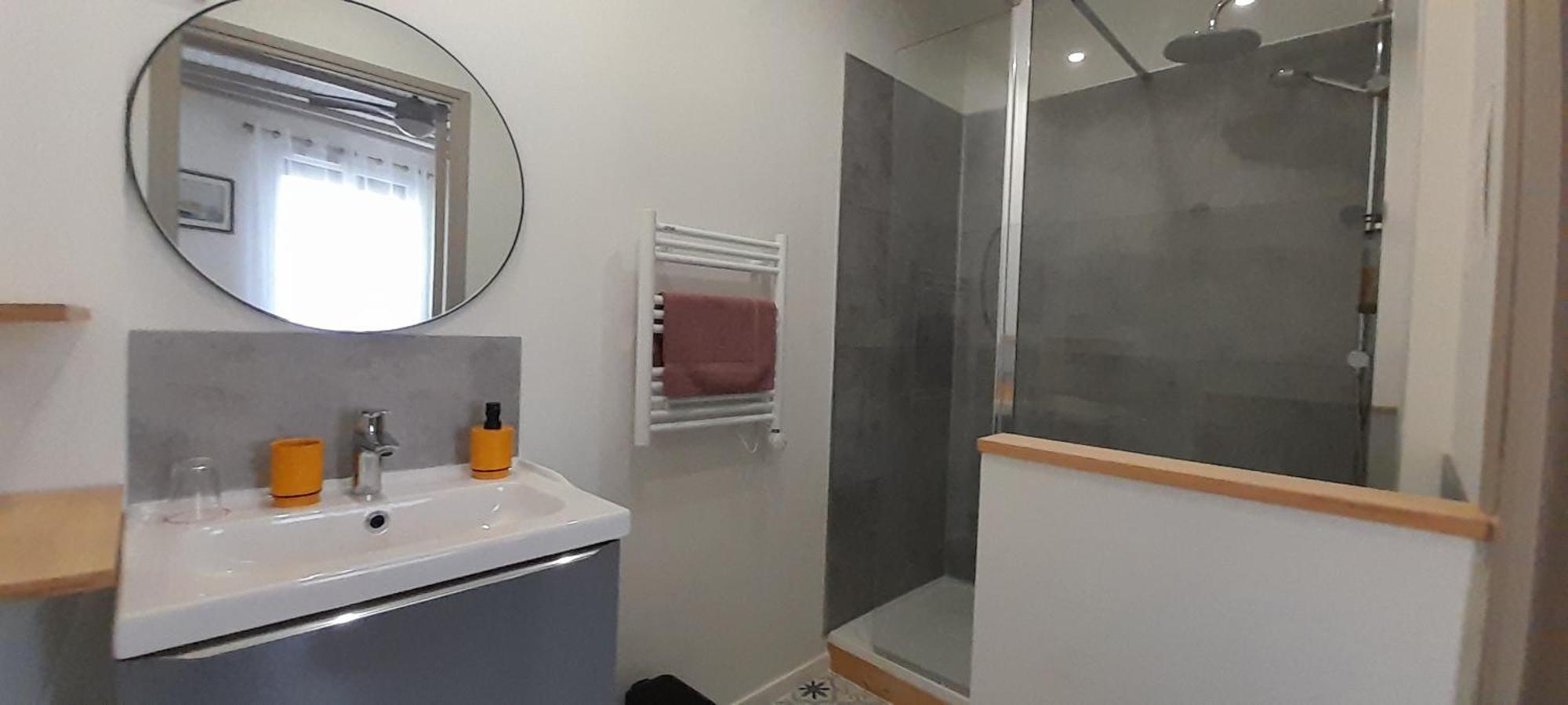 La Pause Sous Le Pin B&B Chambres D'Hotes Capestang Exterior photo